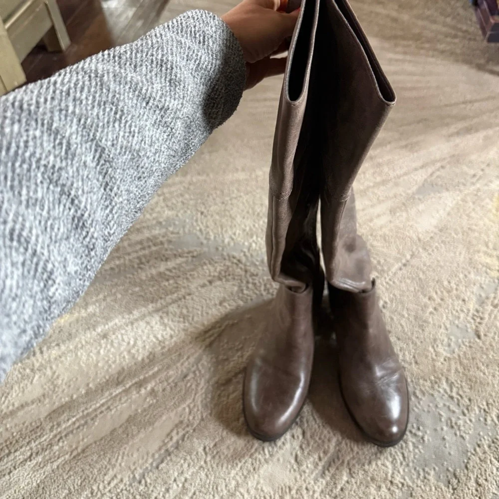 Vince Camuto Bendra tall Boots over the knee gray brown Distressed Leather 9.5